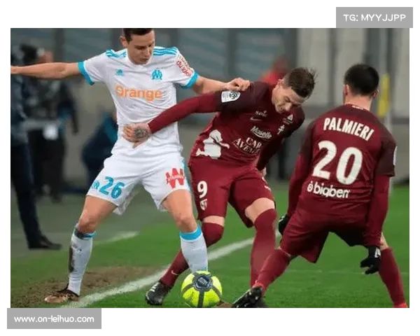 里尔6-1大胜梅斯跃升法甲第四,24岁旧将科雷亚双响助力 里尔6-1大胜梅斯跃升法甲第四,24岁旧将科雷亚双响助力